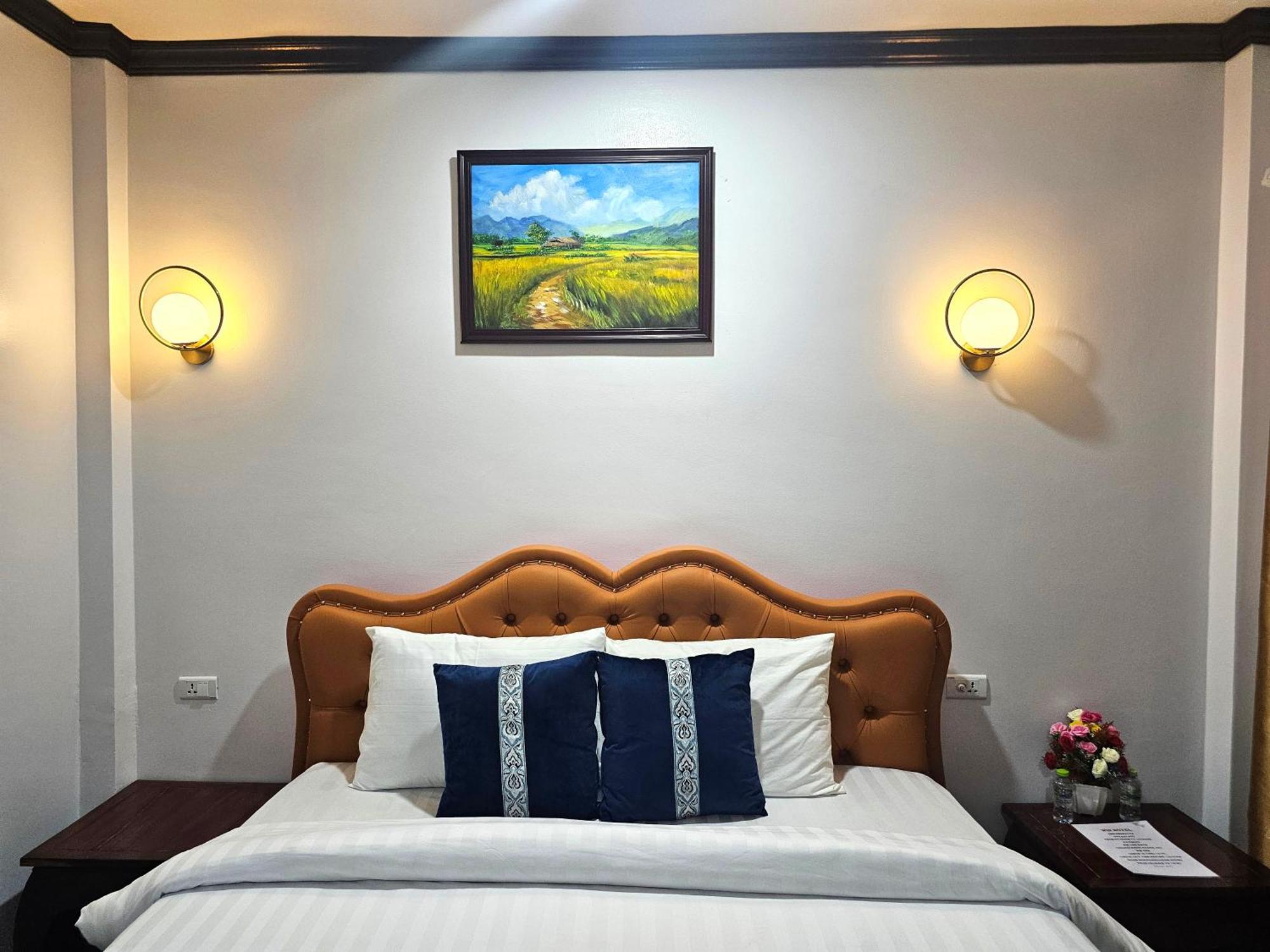 Win Hotel Vang Vieng Exterior photo