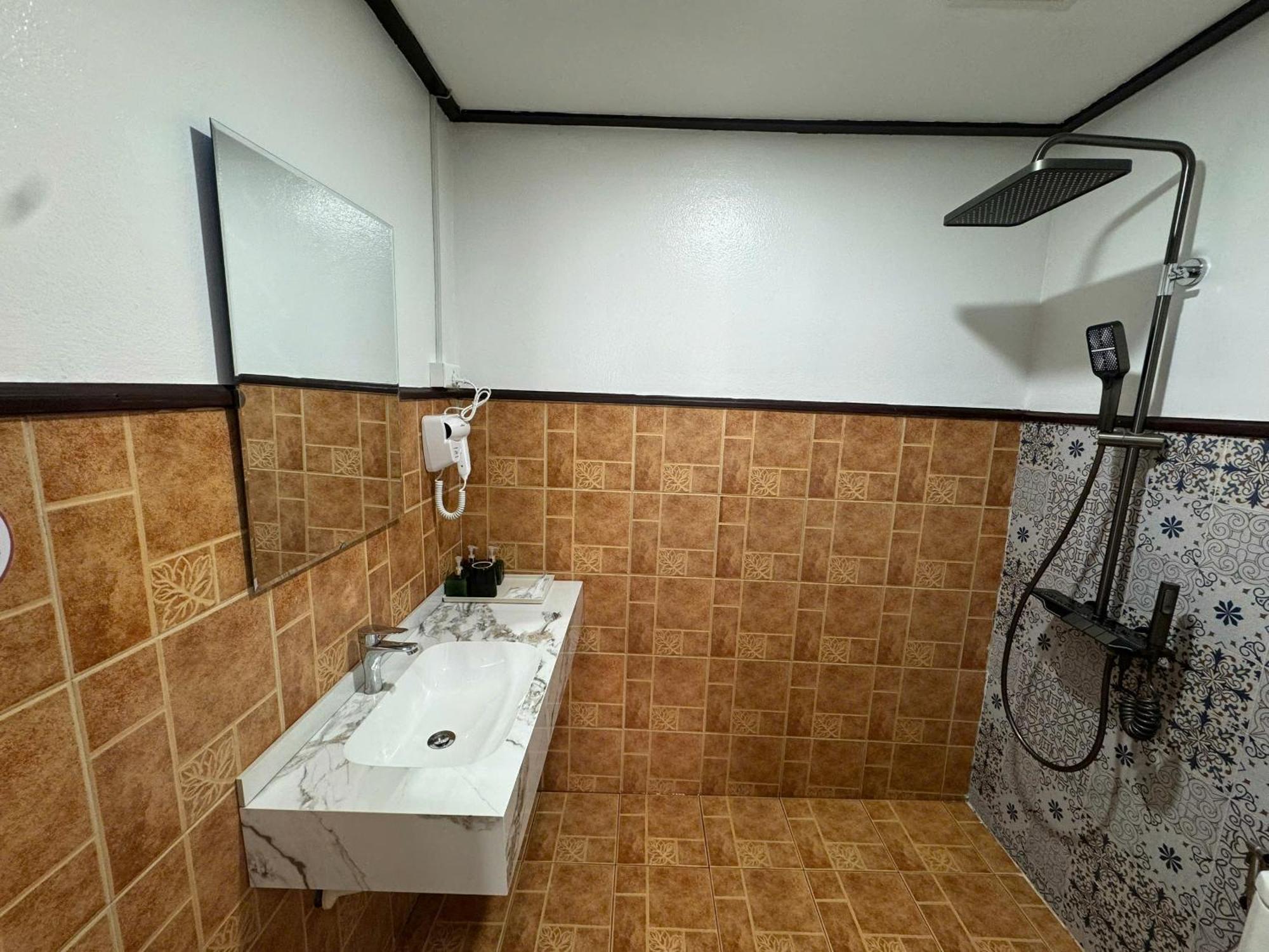 Win Hotel Vang Vieng Exterior photo
